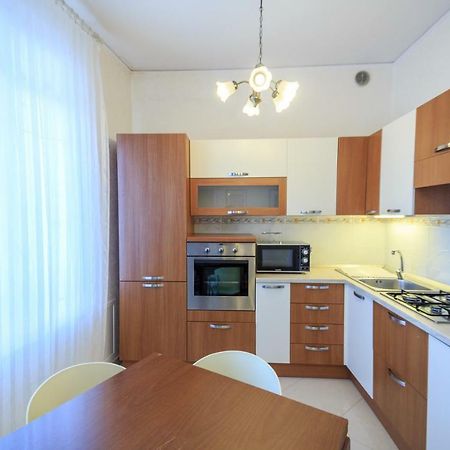 Appartamento A 30 Metri Dal Mare 瓦拉泽 外观 照片